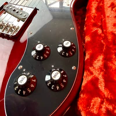 Fender American Vintage II '77 Telecaster Custom - Wine image 6