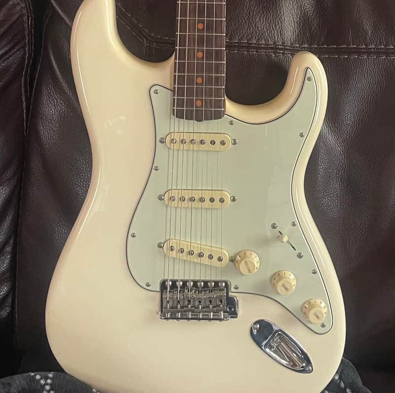Fender American Vintage II White - Free Shipping