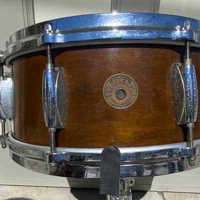 The best of Jazz Drum Kits! 3 Piece Gretsch Round Badge 18” Bass Drum! Mahogany Drum Set image 9