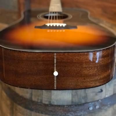 Guild D40T (Traditional) Deluxe GSR Sweetwater image 6
