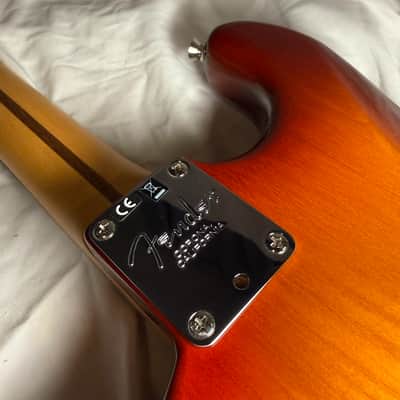 Fender Sienna Sunburst Stratocaster HSS image 7
