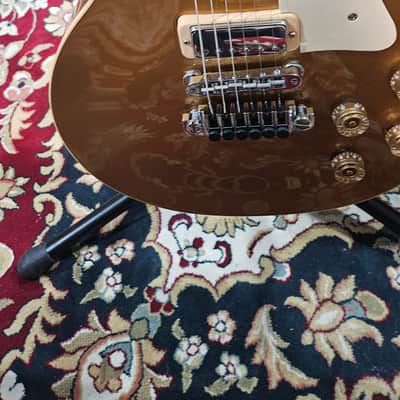 Gibson LesPaul Deluxe 2005 - Gold Top image 2