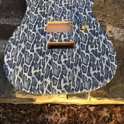 KnE Charvel Dinky Snakeskin image 1