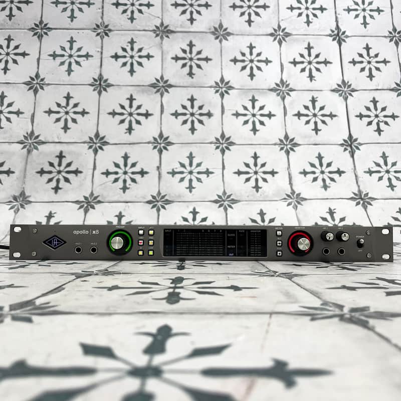 Universal Audio Apollo x8 Thunderbolt 3 Audio Interface