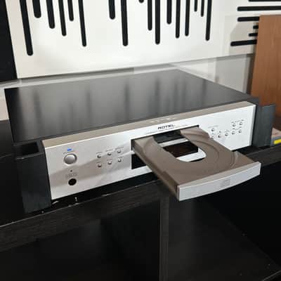 ROTEL RCD-1072 Compact Disc CD Player image 4