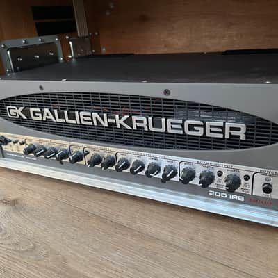Gallien-Krueger 2001RB bass amp + RFB-III footswitch + 6u flight case image 3