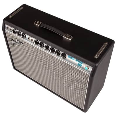 Fender 68 Custom Deluxe Reverb 22-Watt Guitar Combo Amplifier image 2