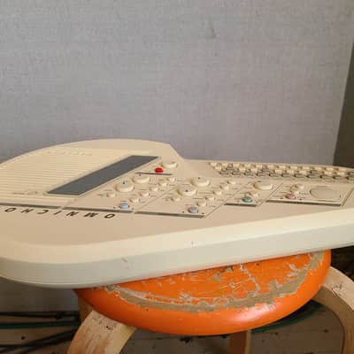 Suzuki OM-300 Omnichord 1996 - Beige image 4