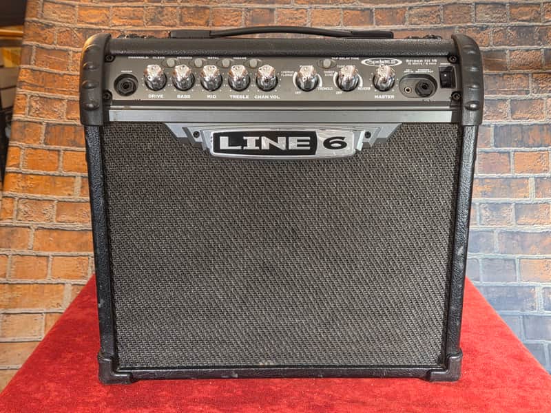 Line 6 Spider III 15 15-Watt 1x8" Digital Modeling Guitar Practice Amp image 1