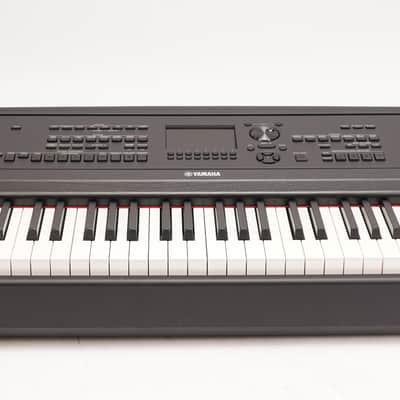 Yamaha DGX670 88-Key Portable Grand Piano (Black) image 2