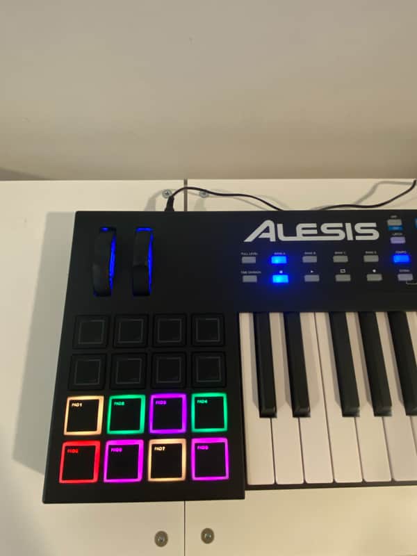 Alesis VX49 49-Key MIDI Controller Keyboard 2010s - Black image 1