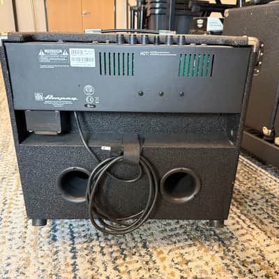 Ampeg BA-115 100-Watt 1x15" Bass Combo 2007 - 2013 - Black image 2