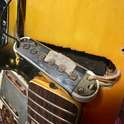 Fender Jaguar with Rosewood Fretboard 1966 - 1969 - Sunburst image 22