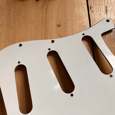 Fender Stratocaster Guitar Part Loaded Scratchplate SSS 1998 Mexico MIM image 4