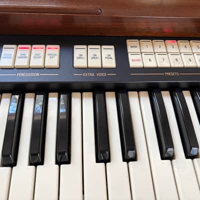 Hammond A-305 Organ w/ Premium Built-In Leslie Speaker, 25-Note Pedalboard, & Bench! image 4