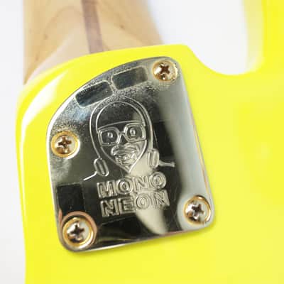 Fender MonoNeon Signature Jazz Bass V 2022 - Neon Yellow image 9