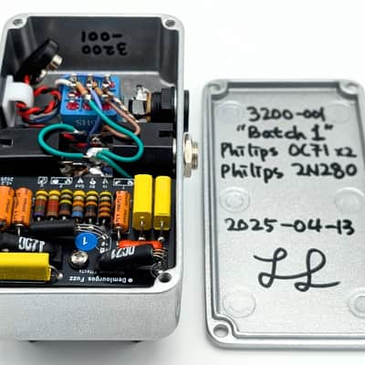 Milestone Effects Demiourgos Fuzz MK2 Bender Style Germanium Philips OC71 2N280 71 280 R.01 Tone MkII Tonebender image 5