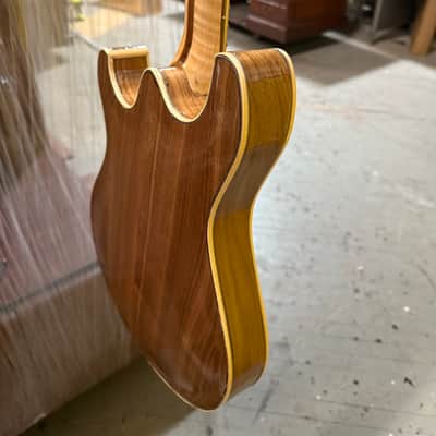 Manoli Guitars 2025 - Natural / Nitro image 7