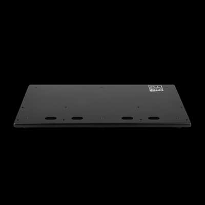 Gator Vertex Tour Compact 23″ x 13″ Pedalboard with Padded Gig Bag image 3