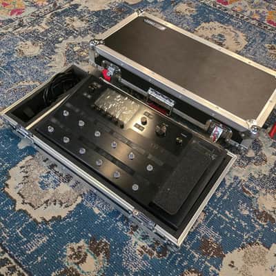 Line 6 Helix Floor Processor Pedal w/Road Case + Packaging image 5