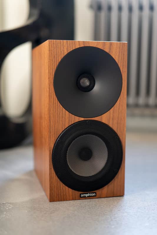 Amphion Argon 1 - single speaker - Walnut image 1