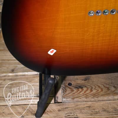 Pre-Owned Fender American Ultra Luxe Vintage '60s Custom Telecaster - 3-Color Sunburst with Hardshell Case image 20