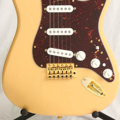 Fender Mexico Deluxe Player Stratocaster Honey Blonde image 4
