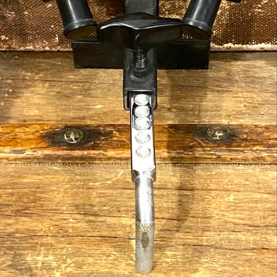 Pearl Cowbell Foot-Pedal Bracket - Very Good Condition - We Ship Fast! image 4