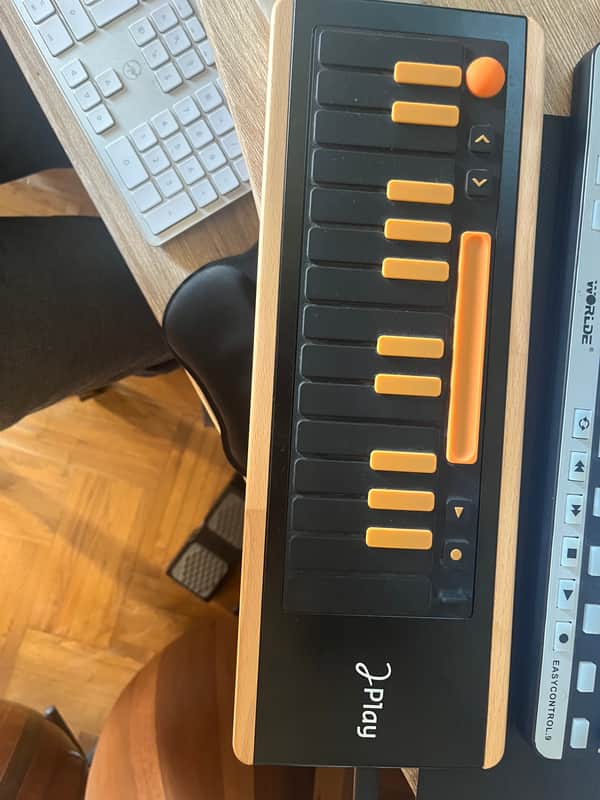 Contrôleur MPE Jplay Clavier et ses différentes surfaces et son logiciel Jpro image 1
