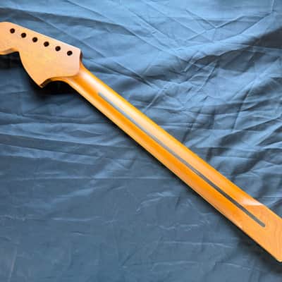 BMC Guitar Neck Jazzmaster® Strat® Stratocaster® 22 Fret Roasted Maple MOP Block Inlays Bound With Rosewood Fingerboard Nitro Lacquer 2025 - 9.5 Radius   [JM102] image 5