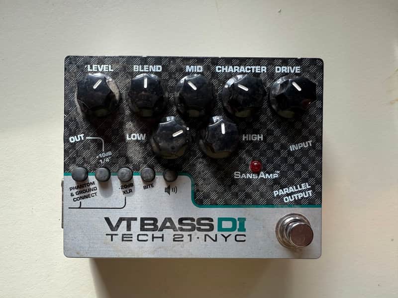 Tech 21 SansAmp Character Series VT Bass DI 2010s - Graphic image 1