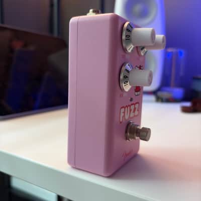 Limited Edition Fender Hello Kitty Fuzz Pedal in Pink image 2