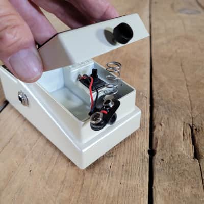 Boss 2011 DD-3 Digital Delay Pedal, Taiwan, Excellent image 7