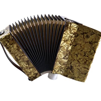 Immagine Vintage, Rare, German Made, Top Quality Accordion Weltmeister - 12 bass + Original Hard Case & Straps - from the Golden Era - 15