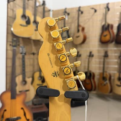Fender 75th Anniversary American Professional Custom Telecaster, Maple Fingerboard, 2-Color Sunburst image 5