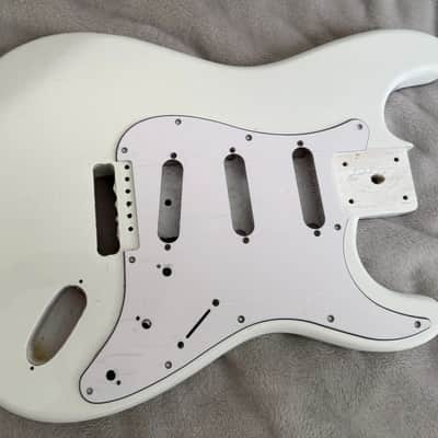 Unbranded Strat Style Electric guitar body With 3 play pickguard and back plate 2025 - Gloss image 1