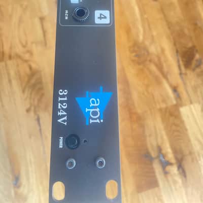 API 3124V 4-Channel Mic Preamp 2017 - Present - Black image 3