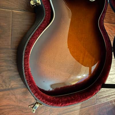 Guild Starfire IV SF 4D 1981 USA vintage with factory DiMarzio pickups OG plush hardshell case image 6