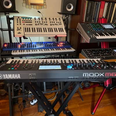 Yamaha MODX M6 61-Key 16-Voice Synthesizer 2025 - Present - Black image 5