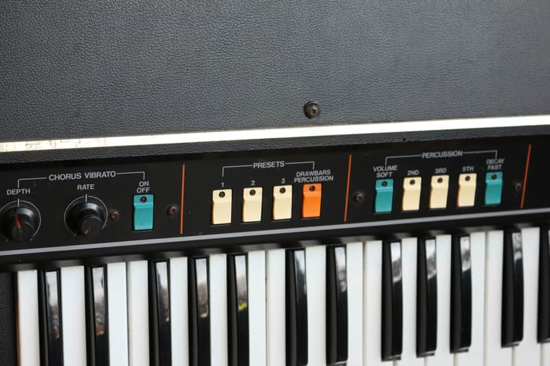 キーボード　コンボオルガン　Roland VK-1 1970s Roland VK-1 Vintage Analog Drawbar Organ, Clean & Serviced w/ Ca