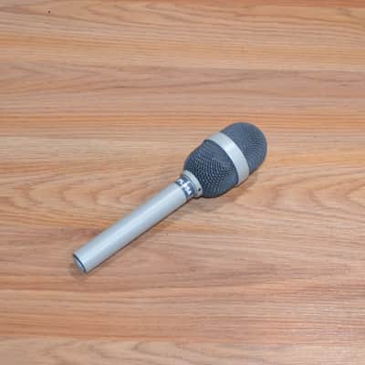 Electro-Voice PL95A Dynamic Cardioid Microphone image 12