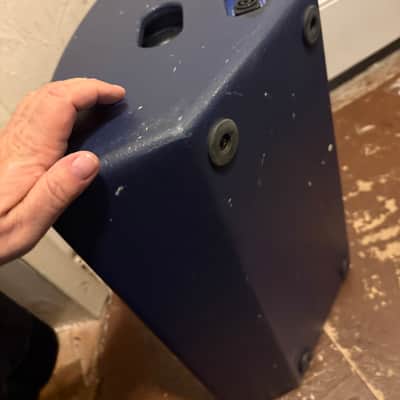Turbosound Pair of txd 12m 600 watt passive 2 way monitors - Blue image 5