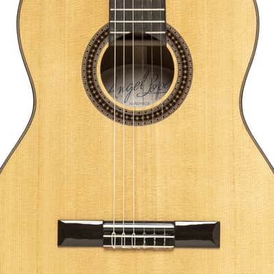 STAGG 4/4 Natural Wood Finish Classical Guitar With Linden Top Full Size W Nylon Strings image 7