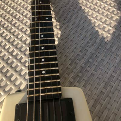 Steinberger GLB 2S 2000's - White MADE IN THE USA GIBSON FACTORY image 14