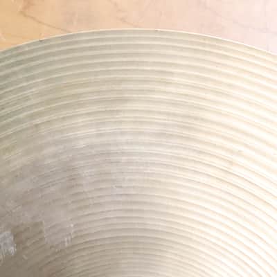 Zildjian 14" A. Avedis Thin Crash Cymbal 698g's Vintage 1970's image 9