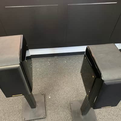 Sonus Faber Concerto w/ Stands image 4