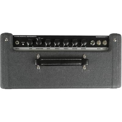 Fender Bassbreaker 15 Tube Guitar Combo, 15 Watt image 3