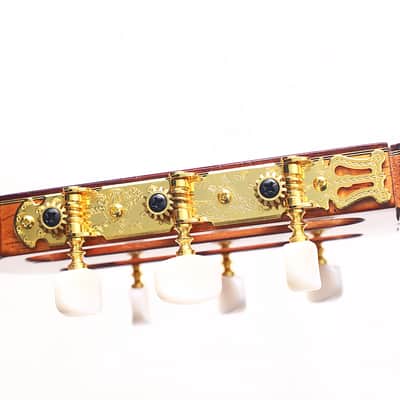 Manuel Ordono 2023 Flamenco Guitar - remarkable instrument with great power and depth - check video! image 10