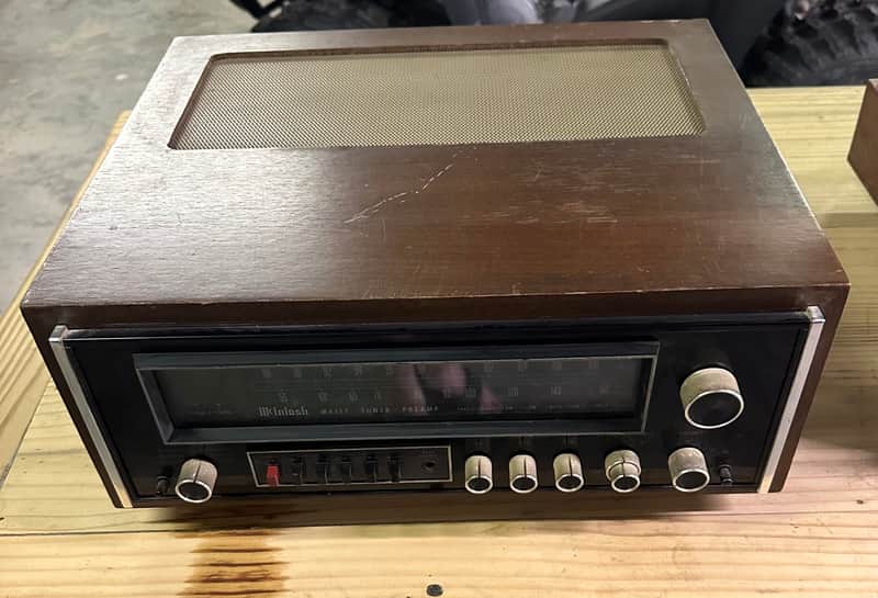 McIntosh MX117 Stereo Solid State Tuner 1980 - 1984 - Black image 1
