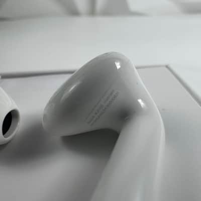 Apple AirPods 4 with Active Noise Cancellation White (MXP93LL/A) image 9